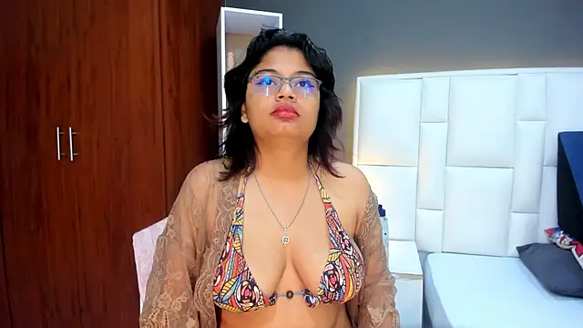 yeral2017 online show from February 2026 04:03:02 PM