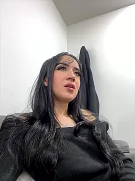 EmmyEvans1 online show from January 2026 07:50:02 PM