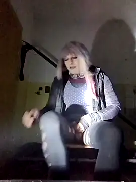 dwtmelina1979 online show from December 2025 02:30:02 AM