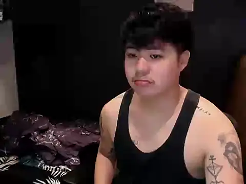 Snapshot of ASIANken911 chatting on November 2025 05:00:01 PM ASIANken911 online show from November 2025 05:00:01 PM