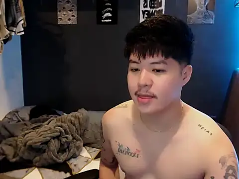 Snapshot of ASIANken911 chatting on April 2026 04:02:02 AM ASIANken911 online show from April 2026 04:02:02 AM