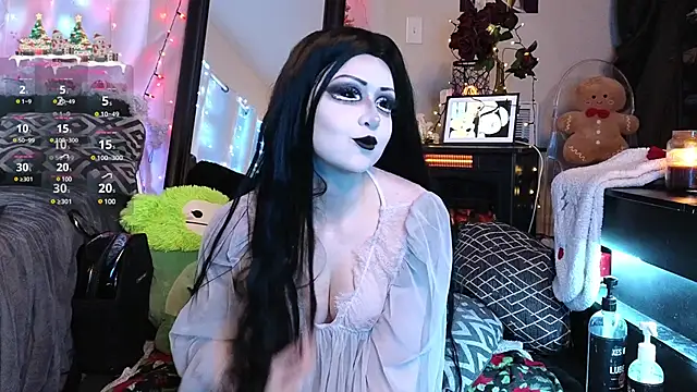 Snapshot of Ivey_and_James chatting on December 2024 10:20:02 PM Ivey and James online show from December 2024 10:20:02 PM