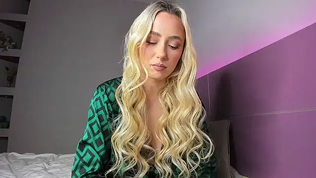 CrazyWomen online show from February 2026 02:09:02 PM