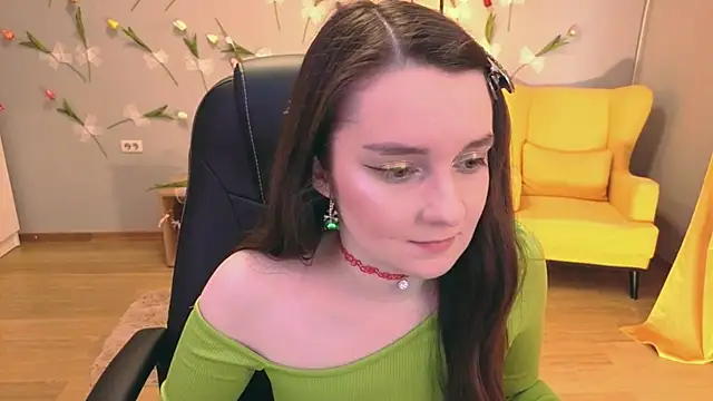 Snapshot of CloudGrace chatting on June 2026 03:16:01 AM CloudGrace online show from June 2026 03:16:01 AM
