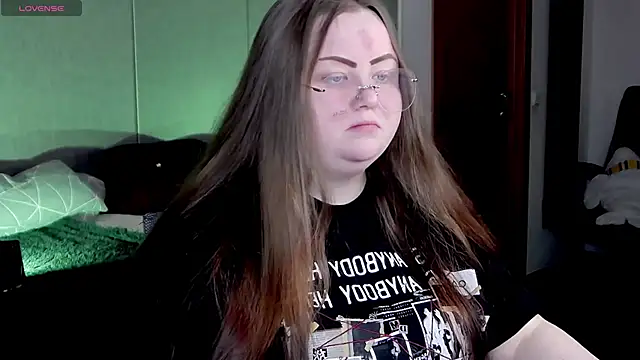 Snapshot of EMMA__CONNOR chatting on March 2025 08:19:02 PM EMMA  CONNOR online show from March 2025 08:19:02 PM