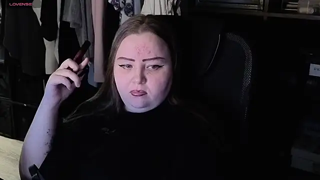 EMMA  CONNOR online show from November 2025 12:43:01 AM