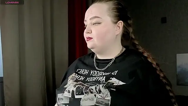 EMMA  CONNOR online show from November 2025 09:12:02 AM