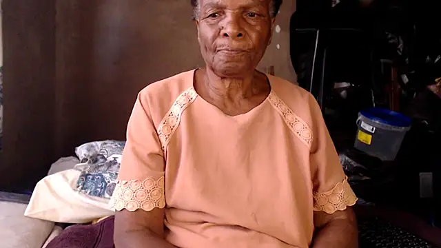 NaughtyGranny online show from November 2025 01:56:02 PM