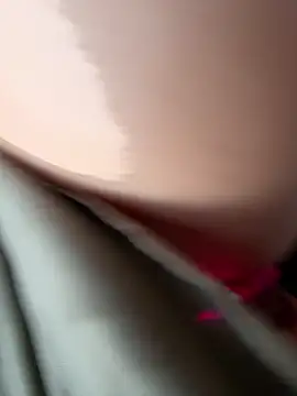 Snapshot of Wet__Bunny chatting on June 2026 06:52:02 AM Wet Bunny online show from June 2026 06:52:02 AM