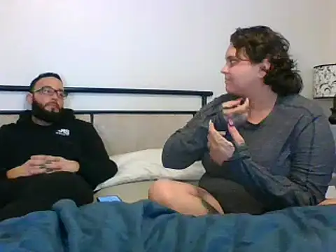 lyshaa online show from February 2025 06:43:01 AM