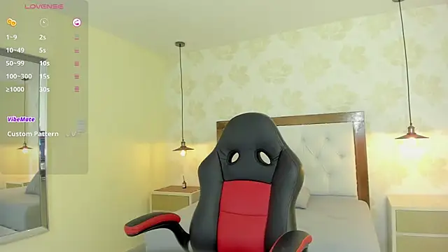 Snapshot of clarisKlein chatting on October 2025 03:54:02 AM clarisKlein online show from October 2025 03:54:02 AM