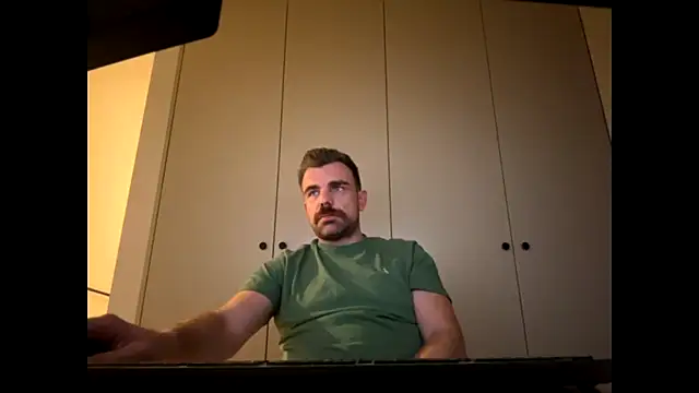 mrbigballs online show from November 2025 09:15:01 PM