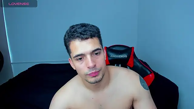 tanner hard  online show from March 2025 06:23:02 PM