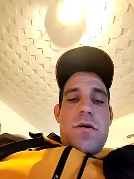 Codymc89 online show from December 2025 02:24:01 PM