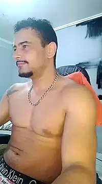 Snapshot of Fadinha-e-Raro chatting on February 2025 11:30:02 AM Fadinha-e-Raro online show from February 2025 11:30:02 AM