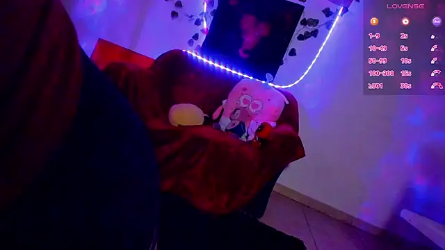 Snapshot of Rabit_Snake chatting on May 2026 10:31:02 AM Rabit Snake online show from May 2026 10:31:02 AM