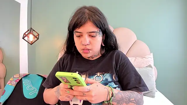 Snapshot of pink_dustt chatting on July 2026 04:44:02 PM pink dustt online show from July 2026 04:44:02 PM