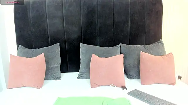 Snapshot of pink_dustt chatting on July 2026 08:39:01 PM pink dustt online show from July 2026 08:39:01 PM