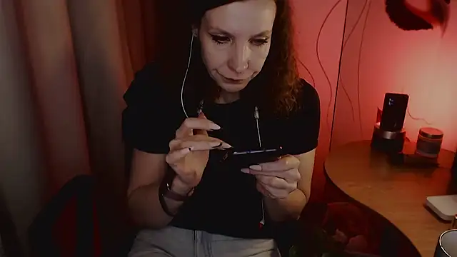 JohansonKatie online show from January 2025 07:18:01 AM