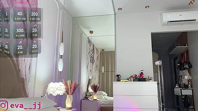 Snapshot of Eva_JJ chatting on June 2026 03:00:01 AM Eva JJ online show from June 2026 03:00:01 AM