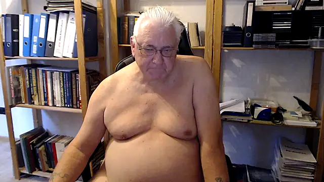 Snapshot of SchwanzhureXXL chatting on July 2026 04:38:01 AM SchwanzhureXXL online show from July 2026 04:38:01 AM
