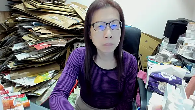 Snapshot of TiffanyC_4772 chatting on January 2025 08:57:02 AM TiffanyC 4772 online show from January 2025 08:57:02 AM