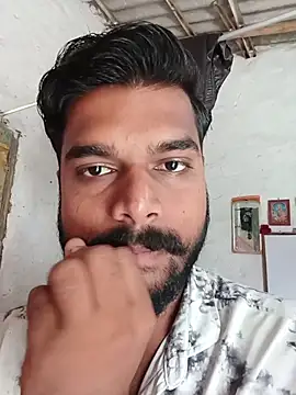 Snapshot of veaman9939 chatting on July 2026 04:29:01 AM veaman9939 online show from July 2026 04:29:01 AM