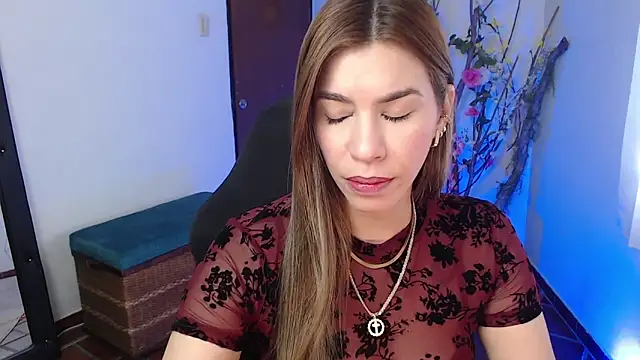 Snapshot of ms_sofia_x chatting on June 2026 03:25:02 PM ms sofia x online show from June 2026 03:25:02 PM