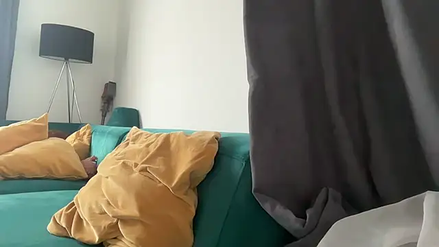 Snapshot of Iris_cherry chatting on January 2026 12:21:01 PM Iris cherry online show from January 2026 12:21:01 PM