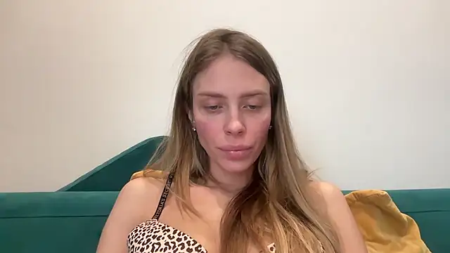 Snapshot of Iris_cherry chatting on January 2026 11:59:02 AM Iris cherry online show from January 2026 11:59:02 AM