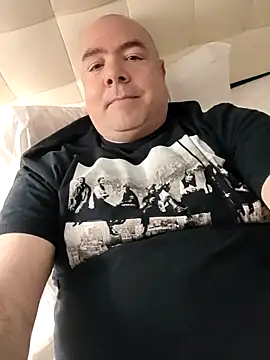 Snapshot of brian4300 chatting on March 2025 03:02:02 PM brian4300 online show from March 2025 03:02:02 PM