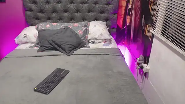 Snapshot of JEENEVIEVE chatting on November 2025 06:30:01 PM JEENEVIEVE online show from November 2025 06:30:01 PM