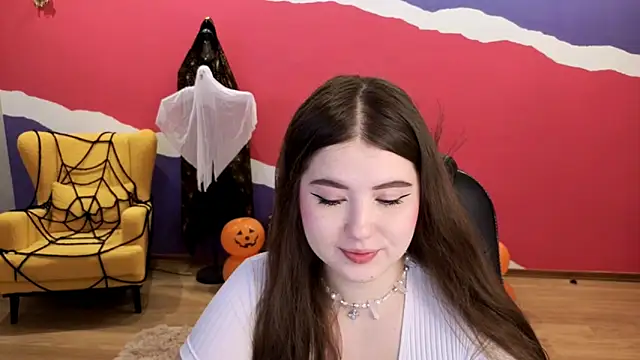 NicoleFoxery online show from October 2025 06:24:01 PM