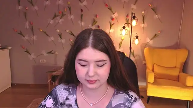 Snapshot of NicoleFoxery chatting on June 2026 06:22:02 PM NicoleFoxery online show from June 2026 06:22:02 PM