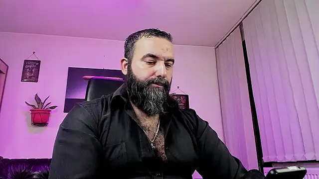 Snapshot of ChristophJules chatting on December 2024 10:20:01 PM ChristophJules online show from December 2024 10:20:01 PM