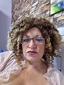 Snapshot of Hot_Azaleea chatting on November 2025 06:44:01 AM Hot Azaleea online show from November 2025 06:44:01 AM