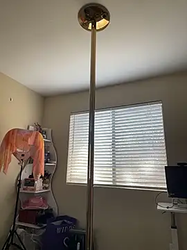 Evie-Luna online show from December 2025 07:10:01 PM