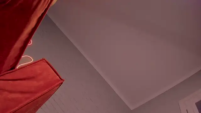 Snapshot of Betty_Pink chatting on December 2024 08:12:02 PM Betty Pink online show from December 2024 08:12:02 PM