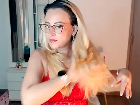 Snapshot of BOREAL_MOON chatting on October 2025 09:39:02 PM BOREAL MOON online show from October 2025 09:39:02 PM