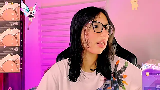 Snapshot of Luniverse chatting on January 2025 09:10:01 PM Luniverse online show from January 2025 09:10:01 PM