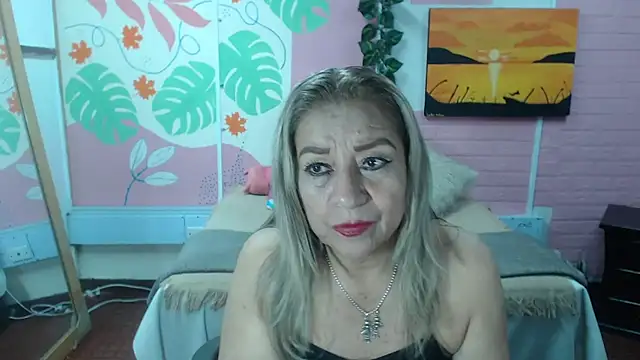 Snapshot of ZAMANTHA chatting on November 2025 04:17:01 PM ZAMANTHA online show from November 2025 04:17:01 PM