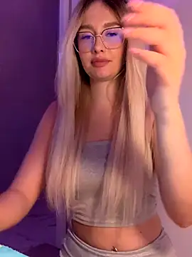 mollyxxx online show from October 2025 12:19:01 AM