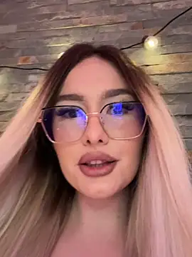 mollyxxx online show from February 2026 08:10:02 PM