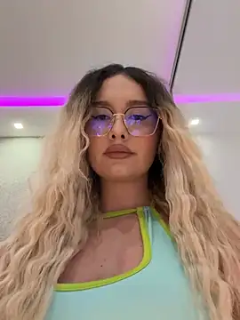 mollyxxx online show from March 2026 02:22:02 AM