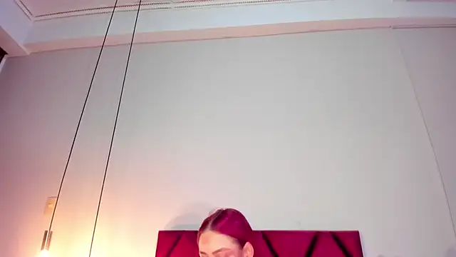 JupiteFox online show from October 2025 01:09:02 AM