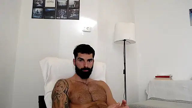 Snapshot of Verycutex chatting on October 2025 06:10:01 AM Verycutex online show from October 2025 06:10:01 AM