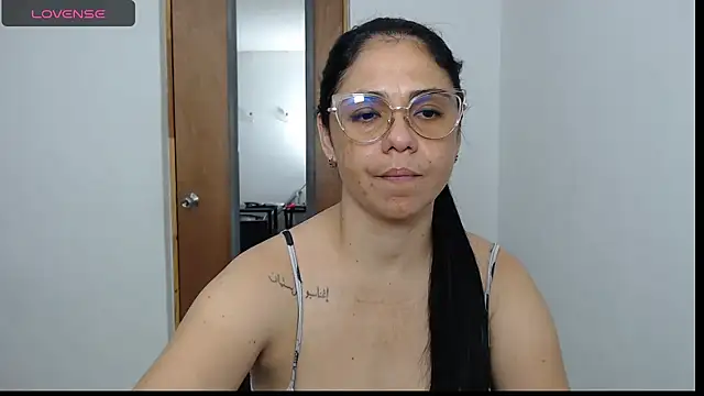 selena ferri online show from February 2026 09:55:01 PM