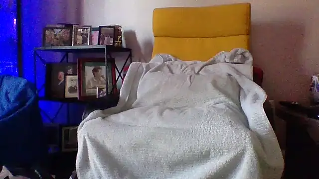 BEATKING22 online show from March 2026 09:41:01 PM