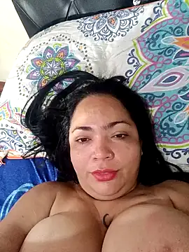 Snapshot of NIKOLE1301 chatting on January 2025 03:48:01 PM NIKOLE1301 online show from January 2025 03:48:01 PM
