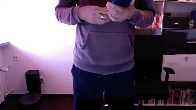 Slave 75 online show from March 2026 10:20:01 AM